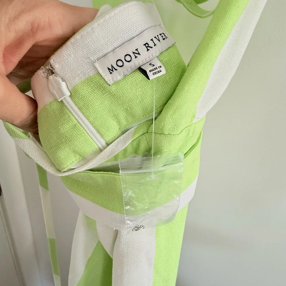 Anthropologie Moon River Lime Green Halter Jumpsuit - Picture 4 of 6